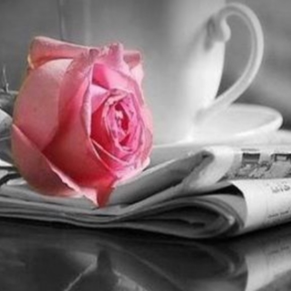 Hello! Welcome to my Closet! - Picture 2 of 9